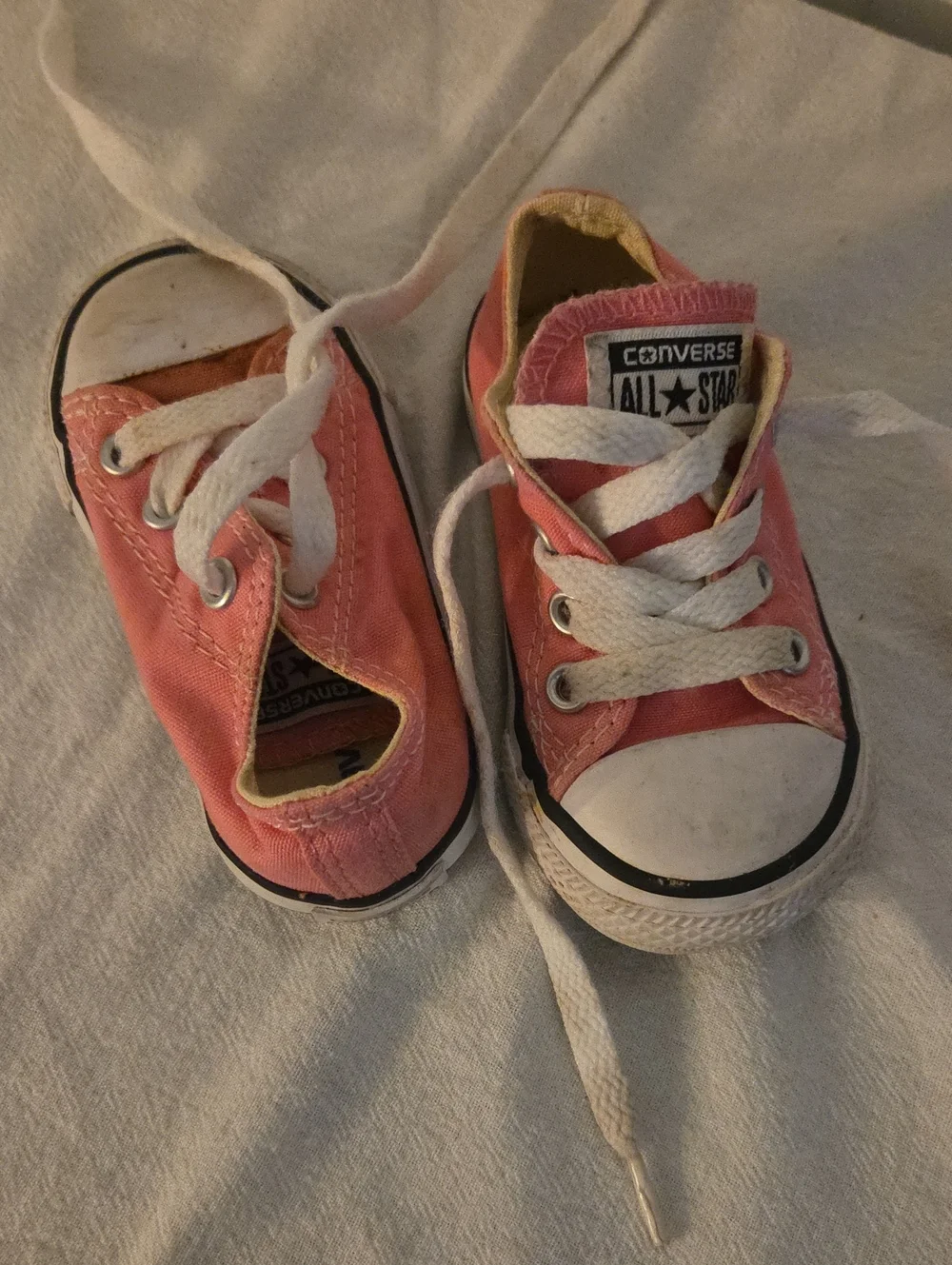 Converse Pink Girl's Sneakers Size 4